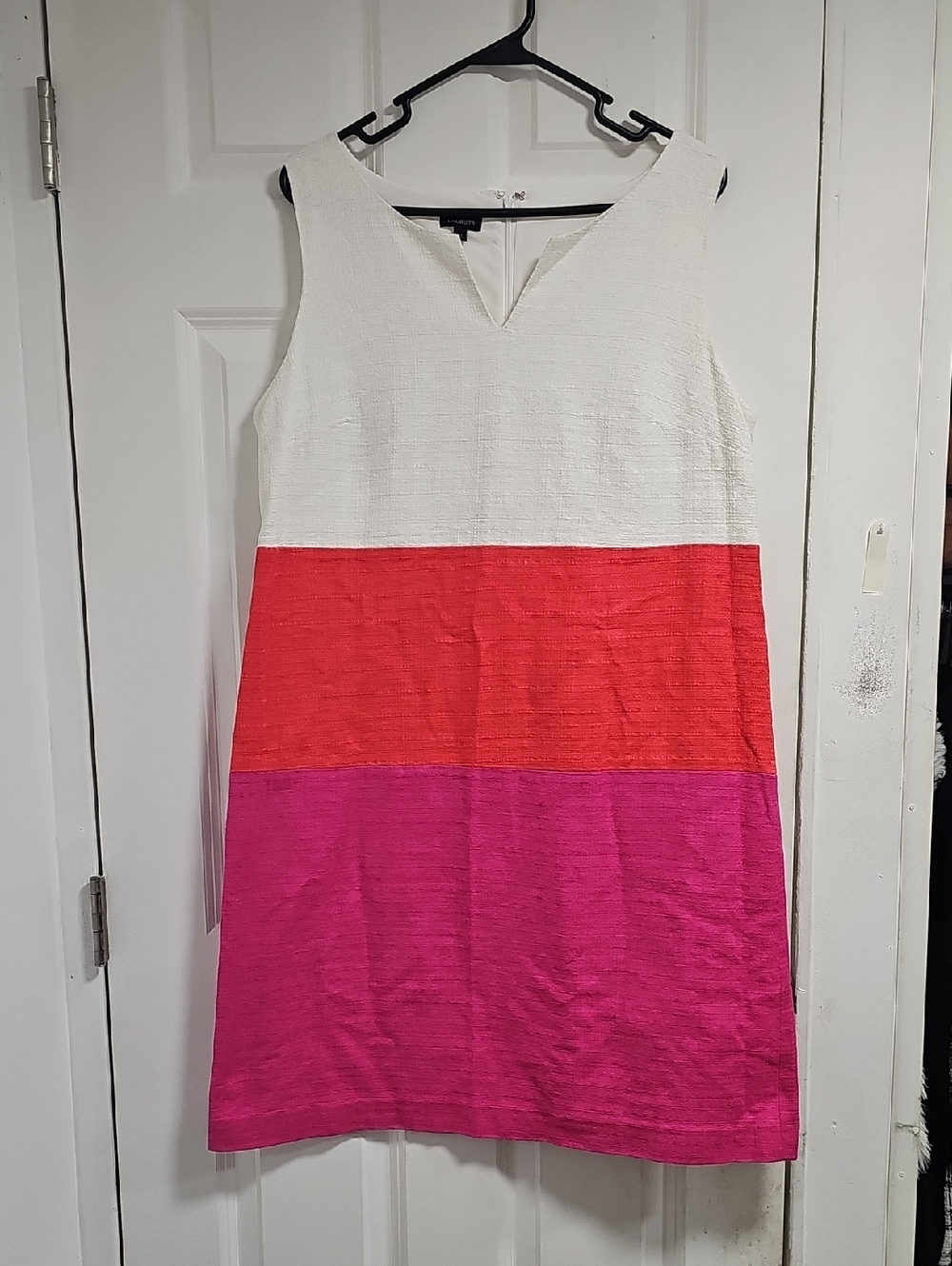 Talbots Sleeveless Colorblock Shift Dress in White, Red & Fuchsia